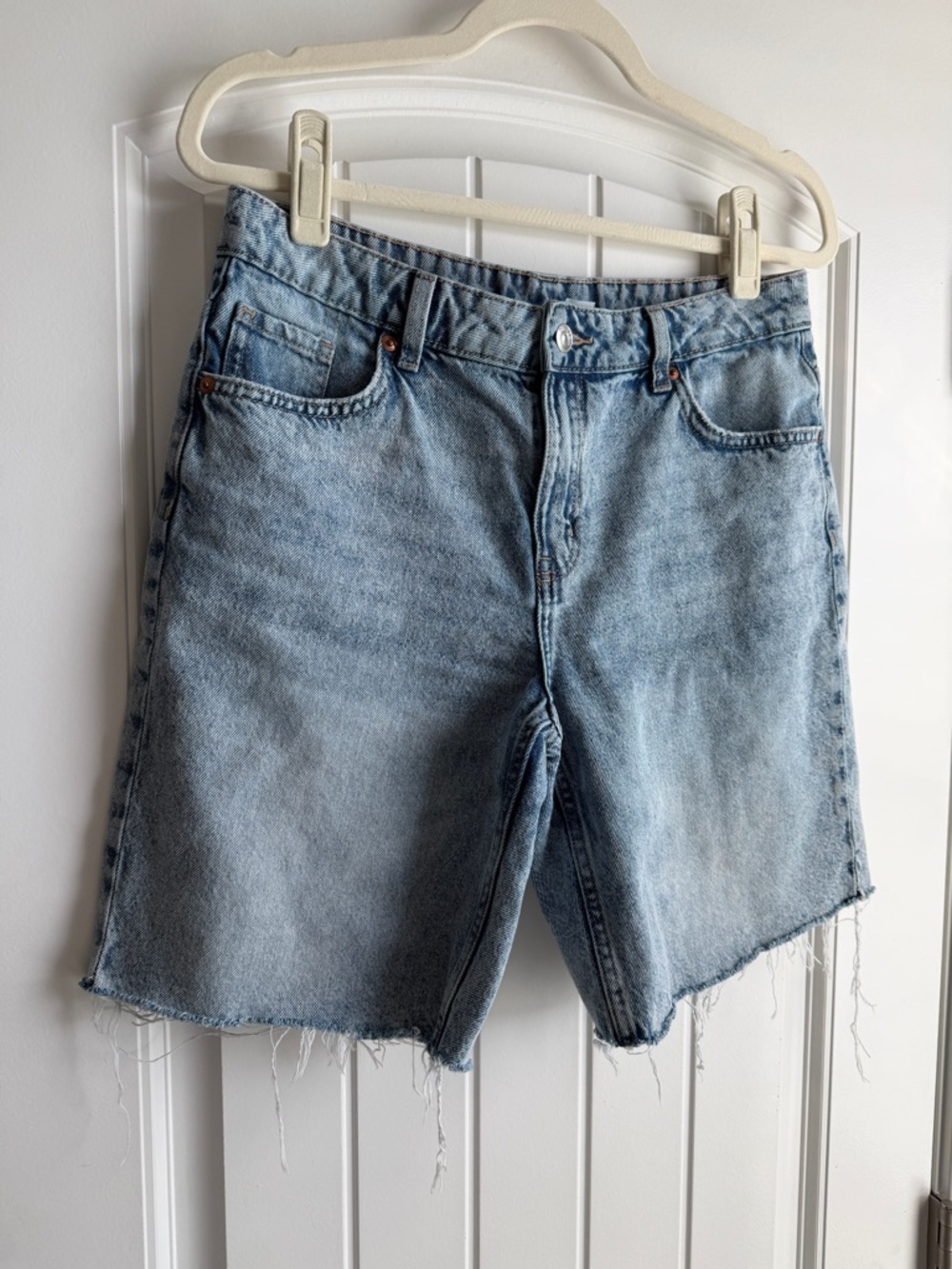 H&M Longline Shorts - Picture 2 of 5